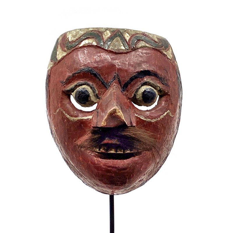 Masque javanais Wayang  Topeng ancien homme à la moustache en bois sculpté peint