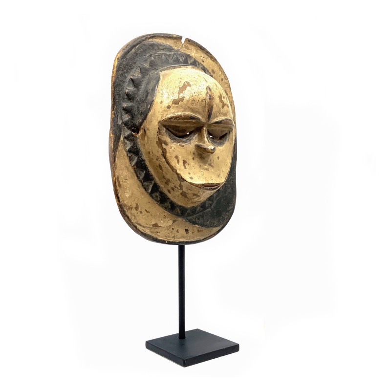 Masque africain Eket Nigéria ancien en bois sculpté peint