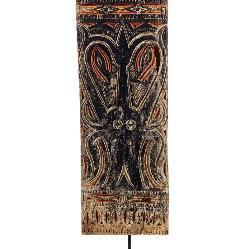 Panneaux anciens en bois sculpté, partie avant d'une maison Tongkonan, peuple Toraja