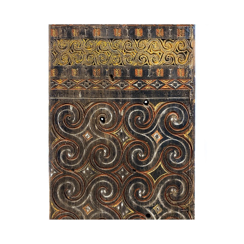 Panneau ancien en bois sculpté, partie avant d'une maison Tongkonan, peuple Toraja