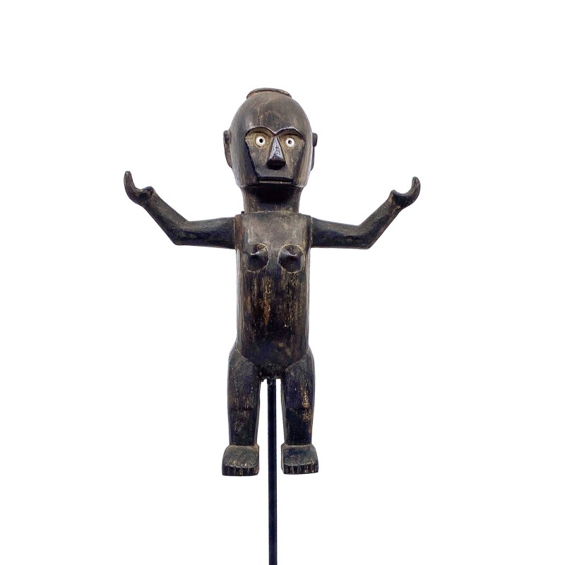 Statue protectrice en bois, île de Florès