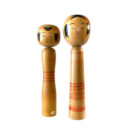 Kokeishis poupées japonaises en bois tourné années 1960