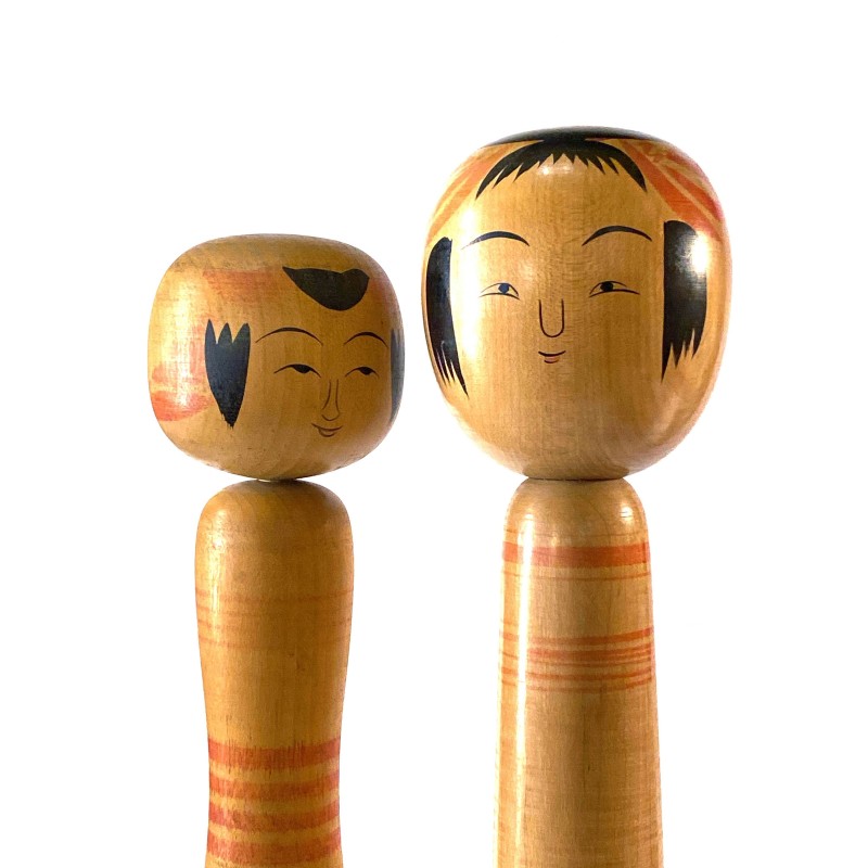 Kokeishis poupées japonaises en bois tourné années 1960