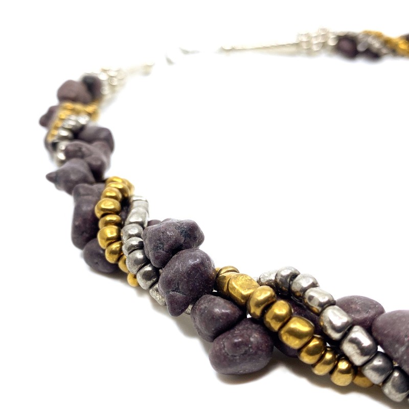 Collier fantaisie pierres résine et métal