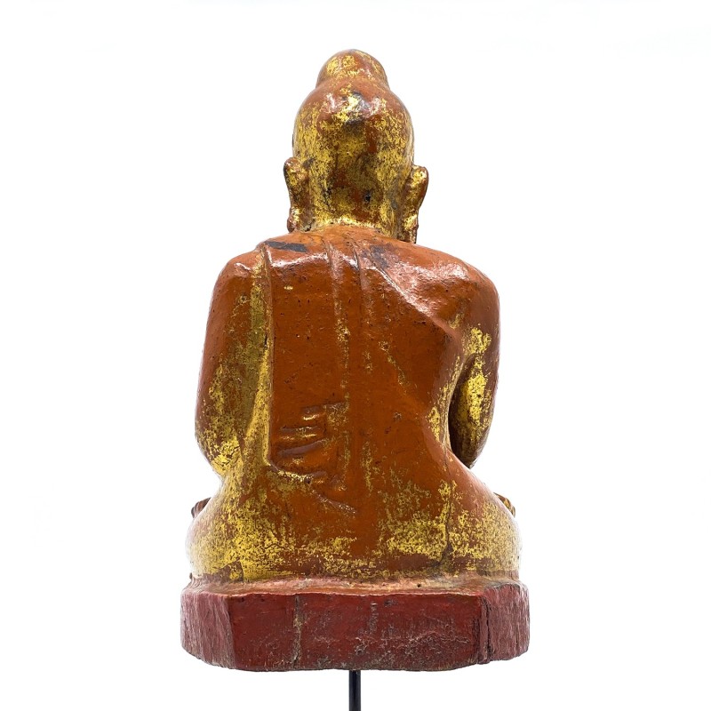 Bouddha ancien en bois Mandalay Birmanie