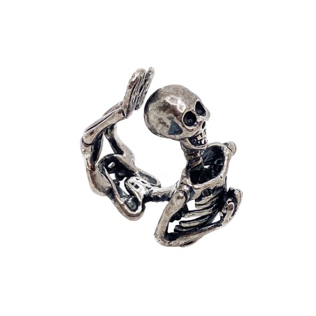 Bague squelette memento mori  en métal argenté