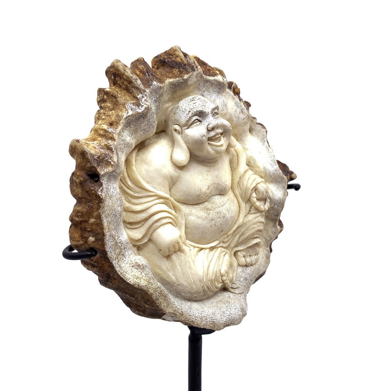 Bouddha rieur représentant la fortune et l'abondance sculpté dans une corne d'élan bois tombé