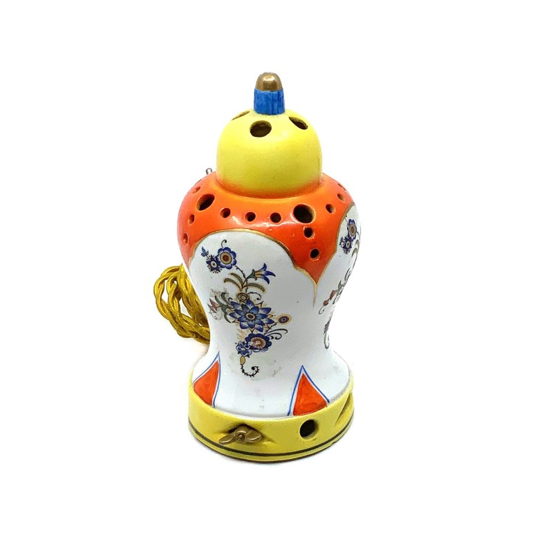 Lampe veilleuse, France, porcelaine émaillée, années 1930