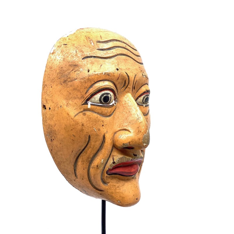 Masque balinais Topeng Tua très ancien en bois sculpté peint,  personnage qui joue avec les spectateurs