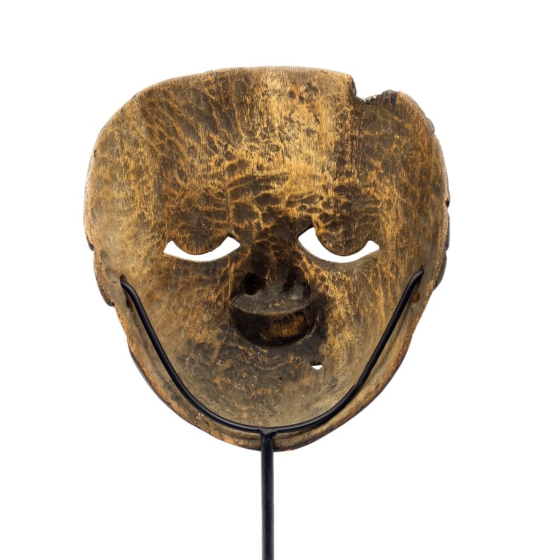 Masque javanais  Wayang Topeng  ancien personnage à la moustache, belle coiffe  en bois sculpté peint