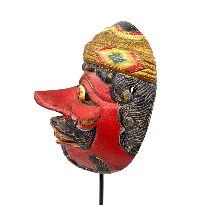 Masque javanais  Wayang Topeng  ancien, personnage rouge à la moustache, en bois sculpté peint